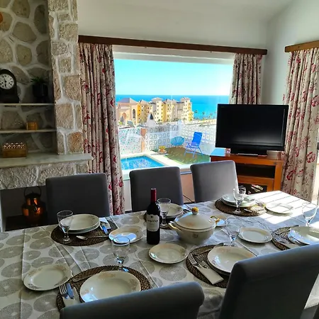 Evans Realty Al & Piscina & Garaje & Playa Villa